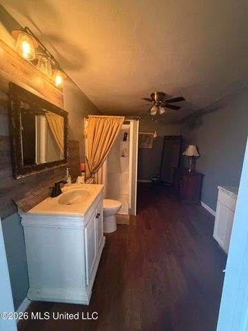 4000 Karen Street, Moss Point, MS 39563