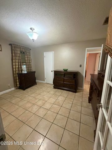 4000 Karen Street, Moss Point, MS 39563