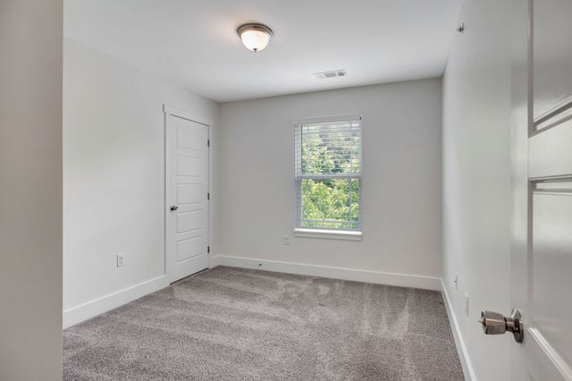 1134 Somerset Springs Dr, Spring Hill, TN 37174