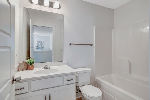 1134 Somerset Springs Dr, Spring Hill, TN 37174