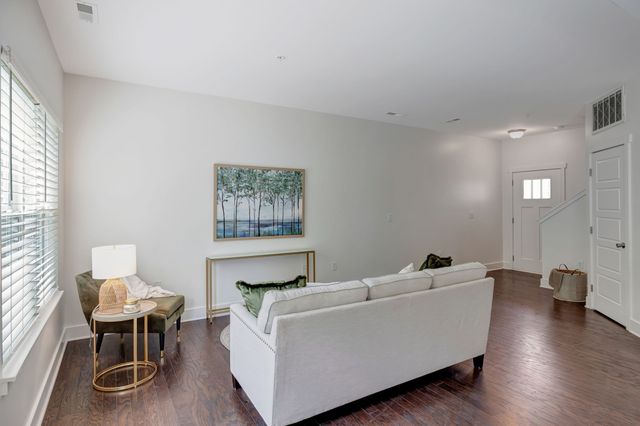 1134 Somerset Springs Dr, Spring Hill, TN 37174