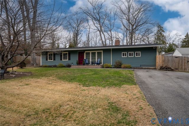 8250 Robert Bruce Dr, North Chesterfield, VA 23235