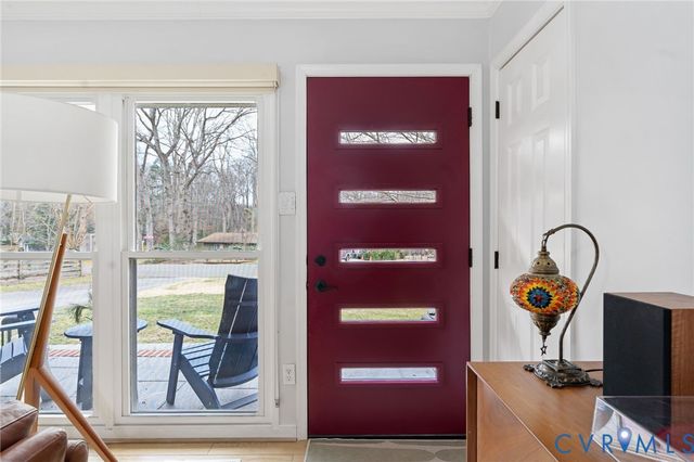 8250 Robert Bruce Dr, North Chesterfield, VA 23235