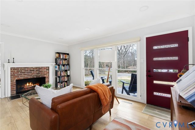 8250 Robert Bruce Dr, North Chesterfield, VA 23235