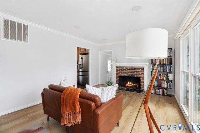 8250 Robert Bruce Dr, North Chesterfield, VA 23235