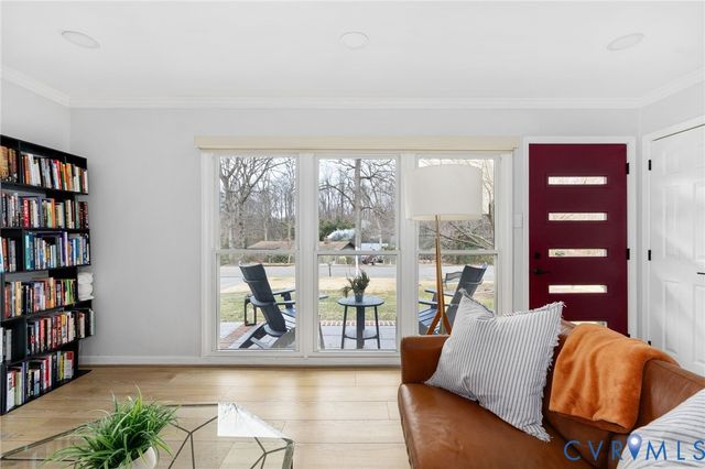 8250 Robert Bruce Dr, North Chesterfield, VA 23235