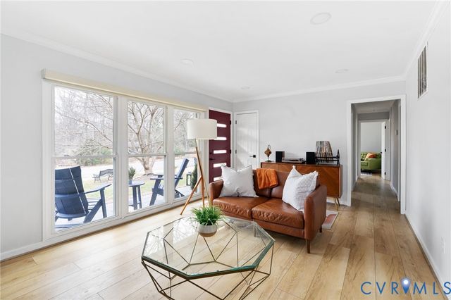 8250 Robert Bruce Dr, North Chesterfield, VA 23235