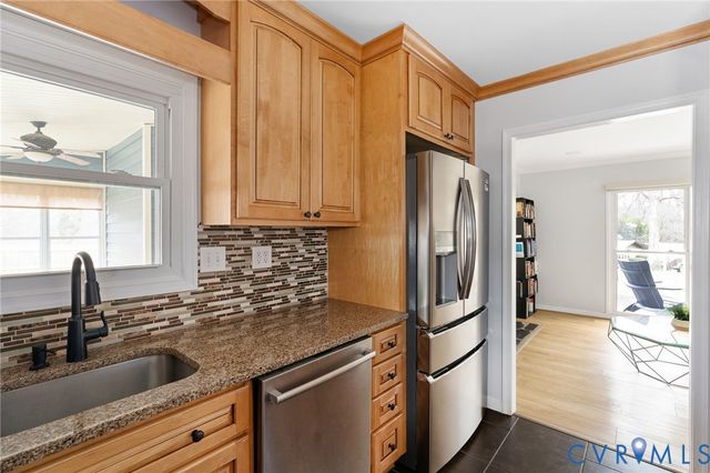 8250 Robert Bruce Dr, North Chesterfield, VA 23235