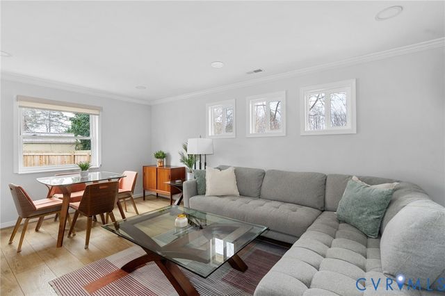 8250 Robert Bruce Dr, North Chesterfield, VA 23235