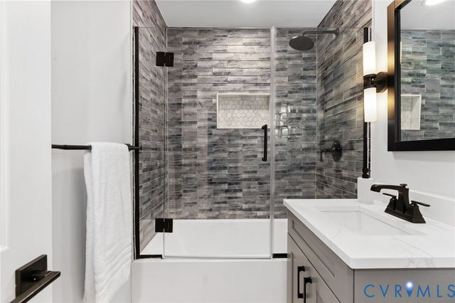 8250 Robert Bruce Dr, North Chesterfield, VA 23235