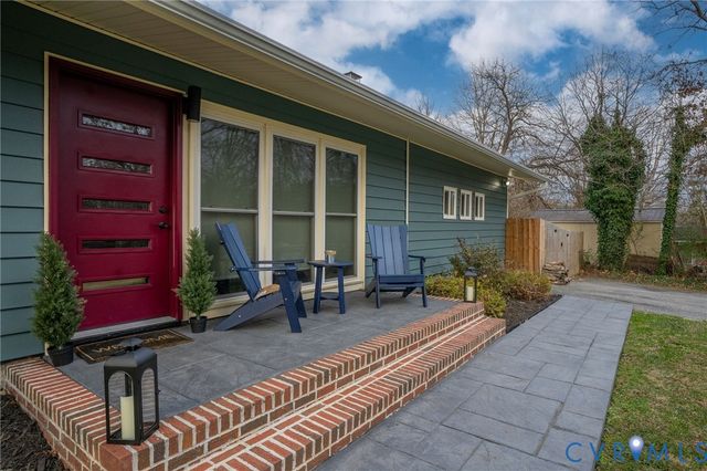 8250 Robert Bruce Dr, North Chesterfield, VA 23235