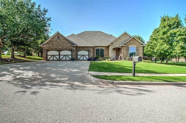 1456 Narrows Bridge Circle, Edmond, OK 73034