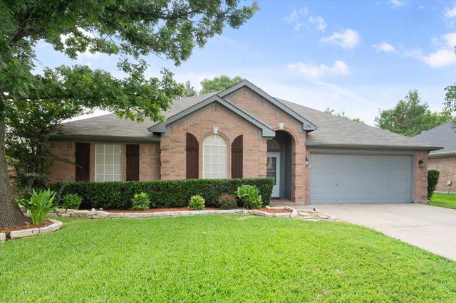 2706 Ferncrest Trail, Mansfield, TX 76063