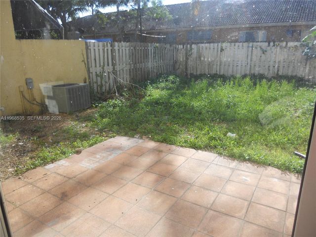 22 SW 14th Ter, Homestead, FL 33030