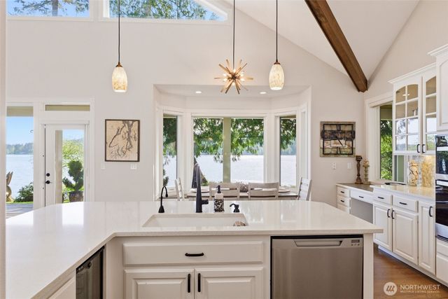 2860 E State Route 302, Belfair, WA 98528