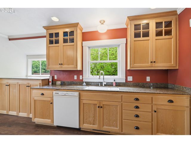 91318 Coburg Rd, Coburg, OR 97408