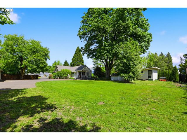 91318 Coburg Rd, Coburg, OR 97408