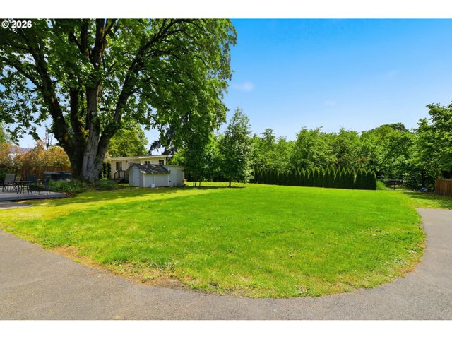 91318 Coburg Rd, Coburg, OR 97408