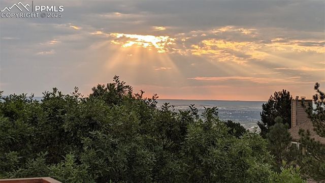 155 Balmoral Way, Colorado Springs, CO 80906