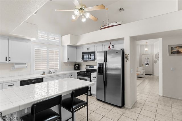 3463 Commendation Drive, Las Vegas, NV 89117