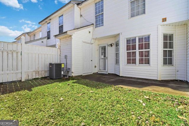 5559 Strathmoor Manor Circle, Lithonia, GA 30058