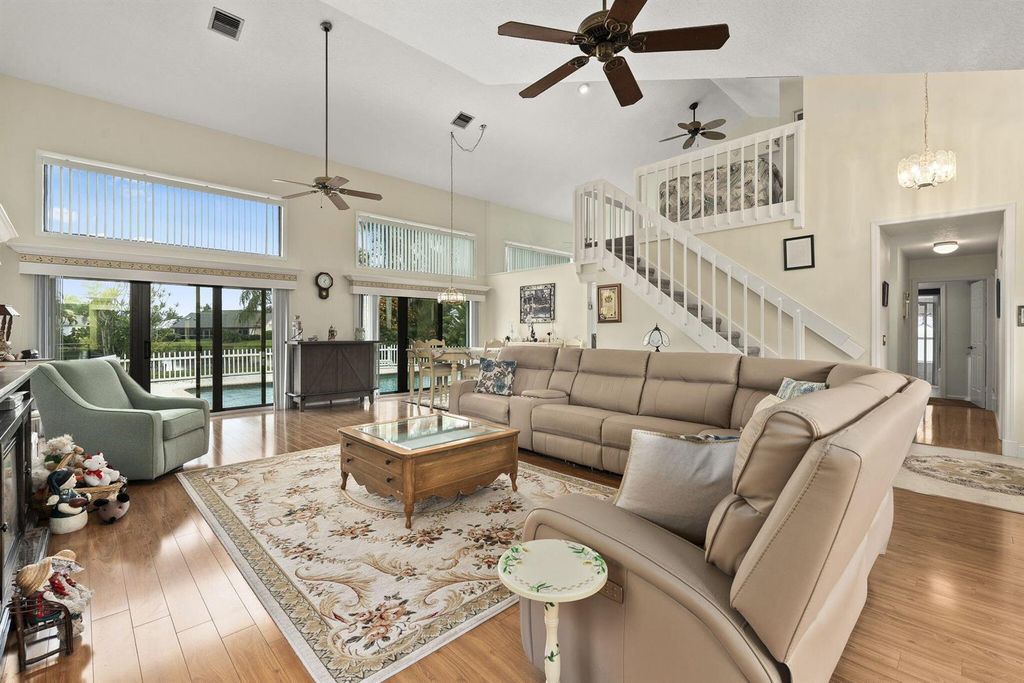Image 11 of property listing at 8964 SE Sunfish Place, Hobe Sound, FL 33455