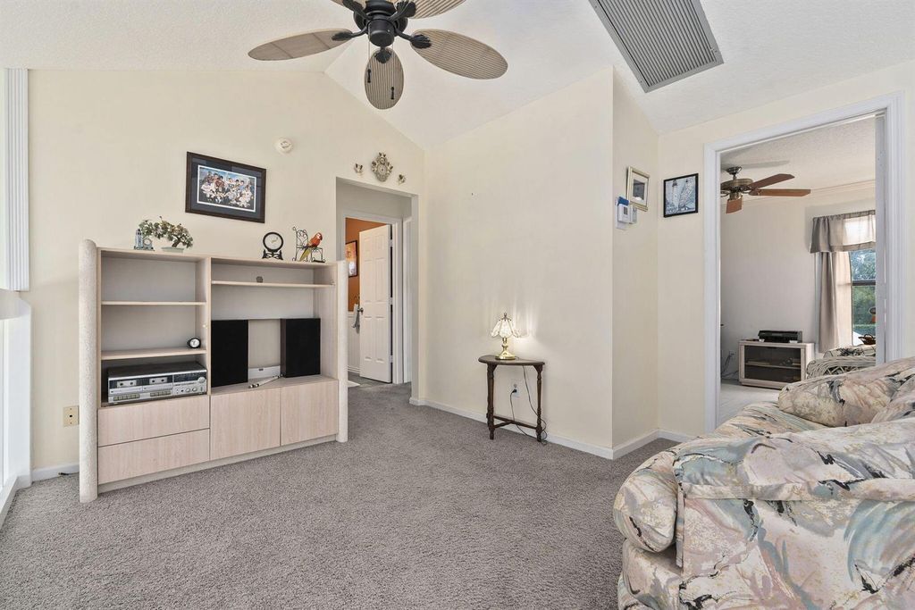 Image 24 of property listing at 8964 SE Sunfish Place, Hobe Sound, FL 33455