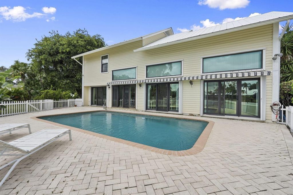 Image 39 of property listing at 8964 SE Sunfish Place, Hobe Sound, FL 33455