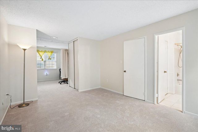 2374 BRANLEIGH PARK CT, Reston, VA 20191