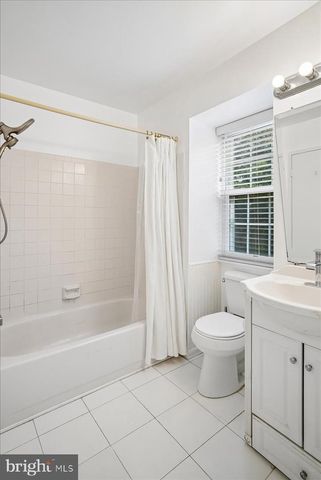 2374 BRANLEIGH PARK CT, Reston, VA 20191
