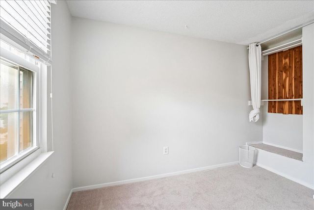 2374 BRANLEIGH PARK CT, Reston, VA 20191