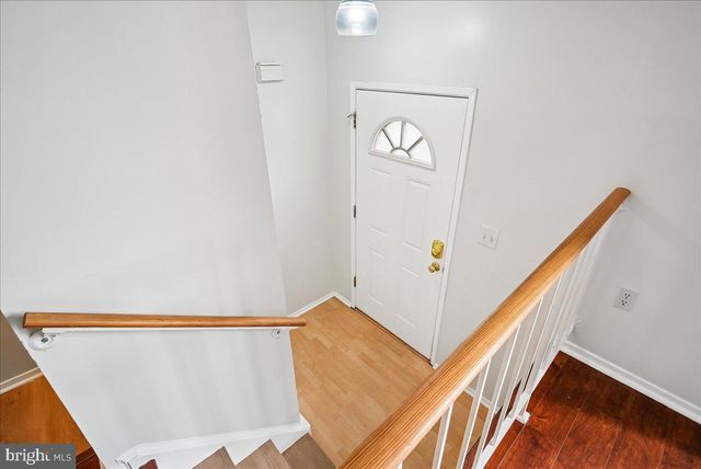2374 BRANLEIGH PARK CT, Reston, VA 20191
