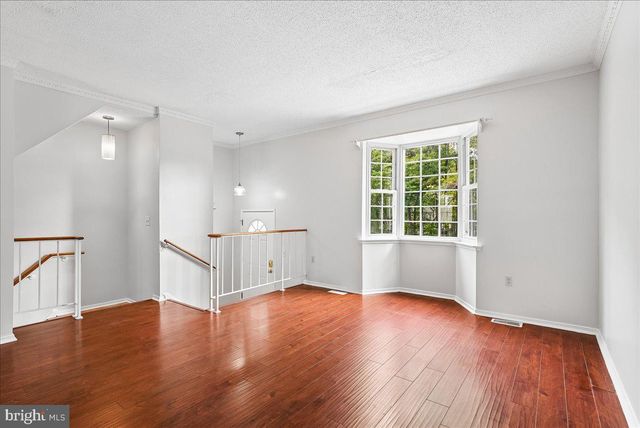 2374 BRANLEIGH PARK CT, Reston, VA 20191