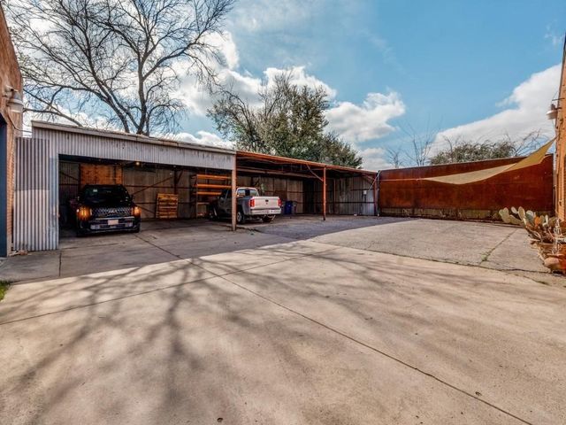 4212 Main Street, Dallas, TX 75226