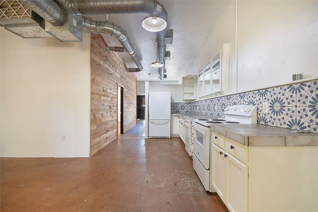 4212 Main Street, Dallas, TX 75226