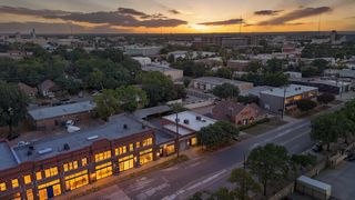 4212 Main Street, Dallas, TX 75226