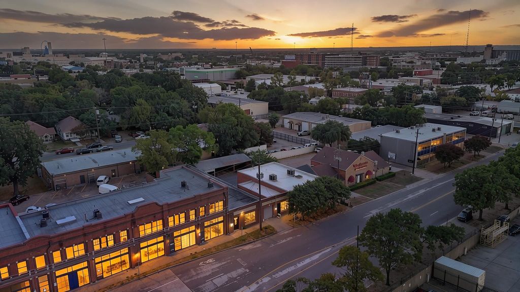 4212 Main Street, Dallas, TX 75226