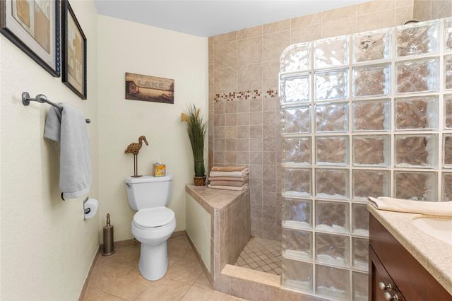 2933 Myrtle Oak Circle, Davie, FL 33328