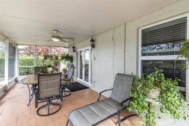 2933 Myrtle Oak Circle, Davie, FL 33328