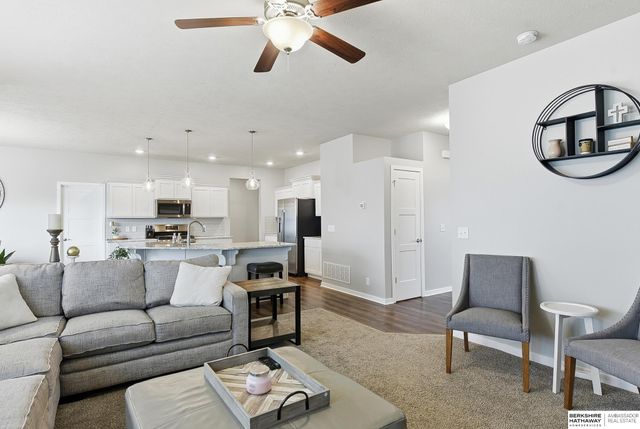 7160 N 165th Street, Bennington, NE 68007