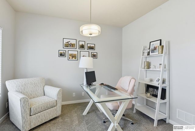 7160 N 165th Street, Bennington, NE 68007