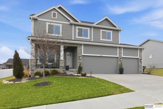 7160 N 165th Street, Bennington, NE 68007