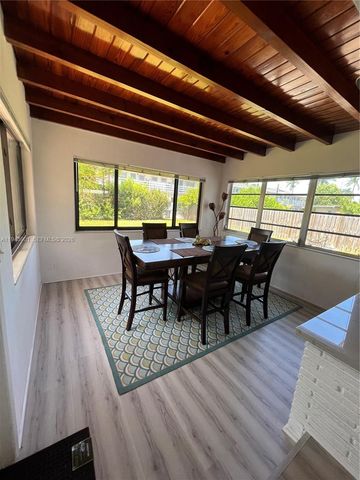 1425 Grant St, Hollywood, FL 33020