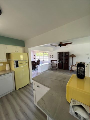 1425 Grant St, Hollywood, FL 33020