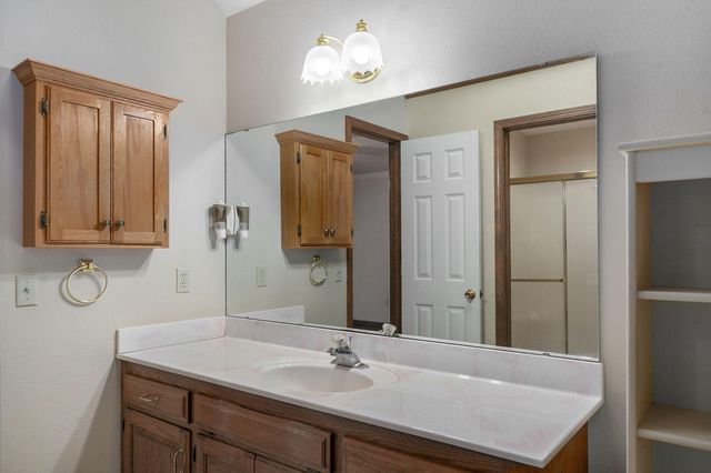1506 Cody Road, Nixa, MO 65714