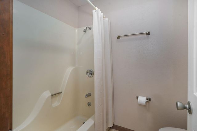 1506 Cody Road, Nixa, MO 65714