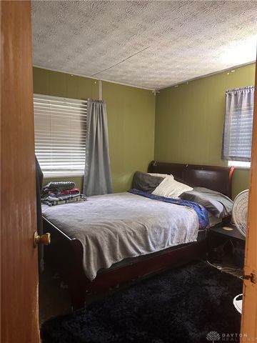 1632 Otoole Drive, Xenia, OH 45385