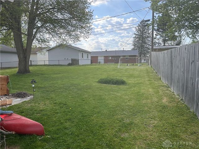 1632 Otoole Drive, Xenia, OH 45385