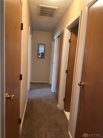 1632 Otoole Drive, Xenia, OH 45385