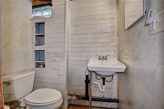 10225 Wooster Street NW, Massillon, OH 44647